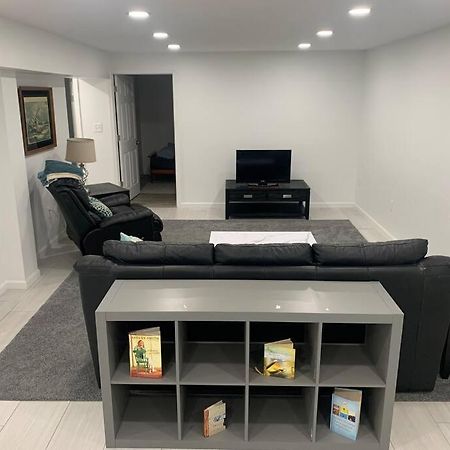 2 Bedroom Apartment- Close To Hershey Park, Hollywood Casino And Downtown 哈里斯堡 外观 照片