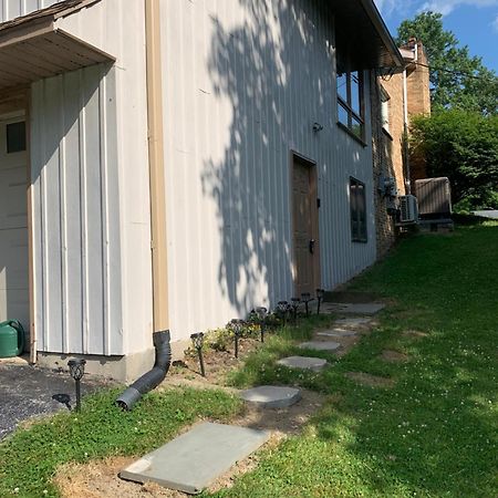 2 Bedroom Apartment- Close To Hershey Park, Hollywood Casino And Downtown 哈里斯堡 外观 照片