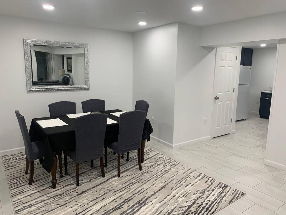 2 Bedroom Apartment- Close To Hershey Park, Hollywood Casino And Downtown 哈里斯堡 外观 照片